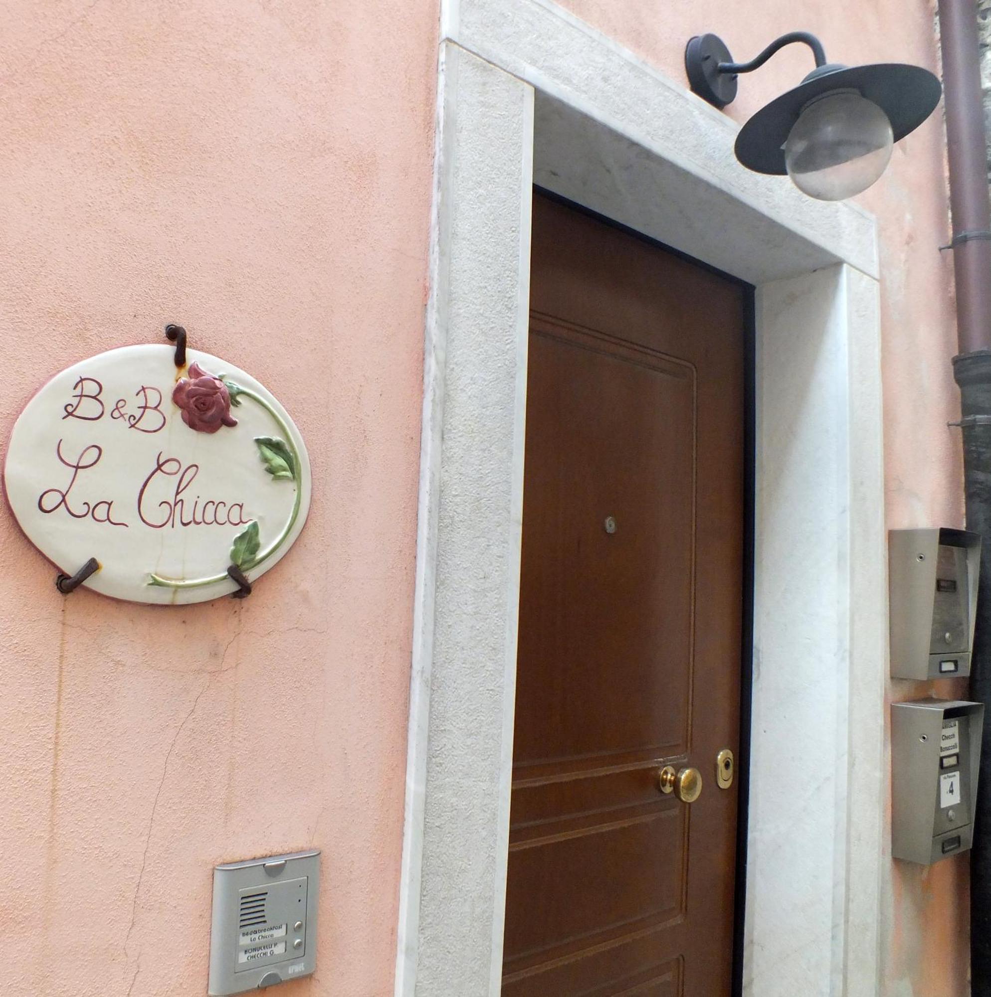 La Chicca Apartment Carrara Exterior photo